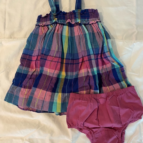 Toddler 18mo. Calvin Klein top/pant outfit. Baby Gap dress w bloomer. - Picture 13 of 13